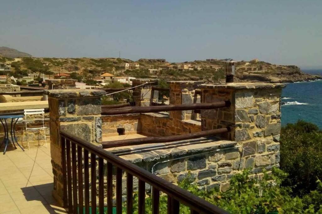 Traditional Stone House By The Sea... Kapetaniana Bagian luar foto